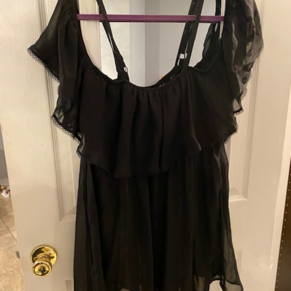 Plus Size Off-the-Shoulder Blouse